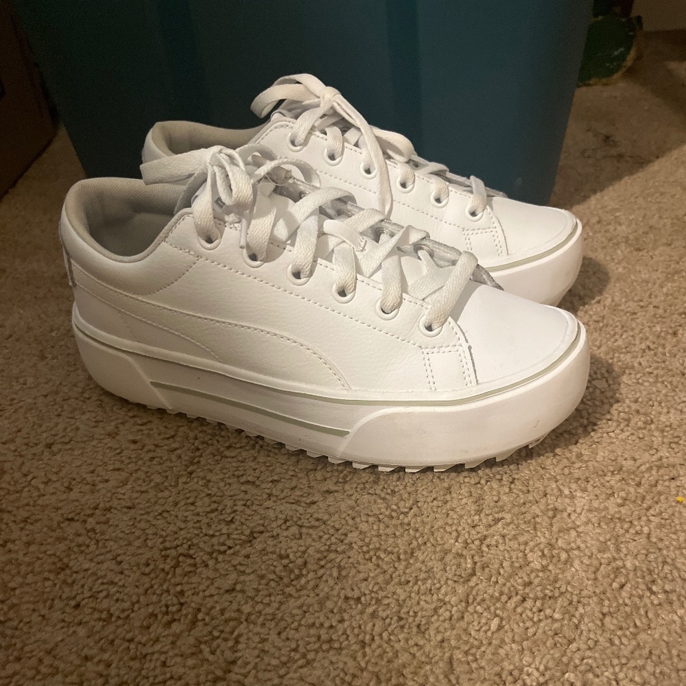 White platform tennis shoes